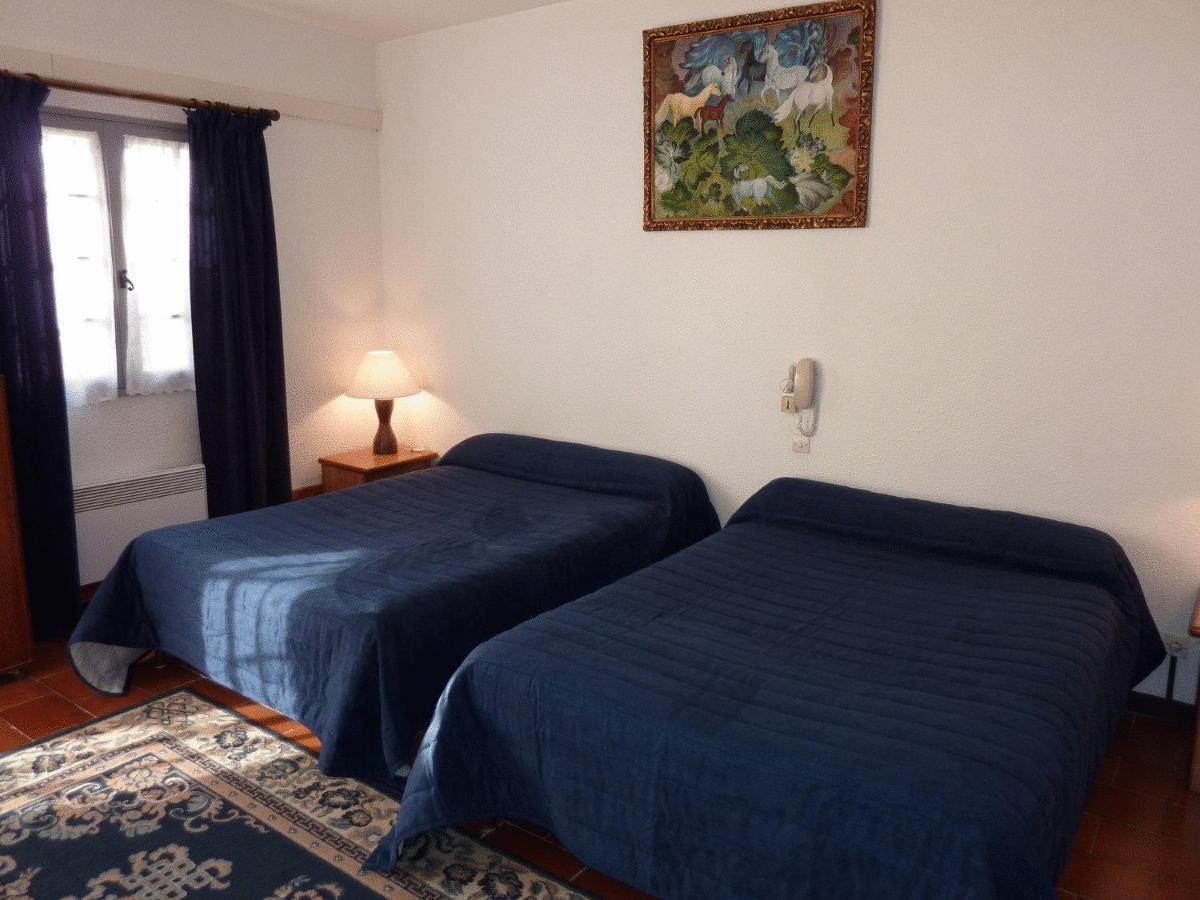 Longo Mai Hotel Arles Buitenkant foto